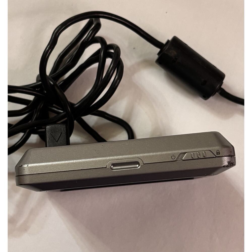 Garmin Nuvi 200w 7” GPS Navigation System *Used W/ Car Charger Bundle - Picture 8 of 11